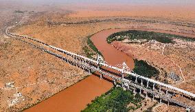 Heishan Gorge Yellow River Grand bridge Construction - China