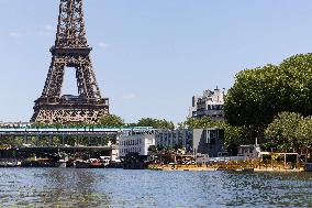 Construction of safe bathing area for swimming in the Seine - Paris RL