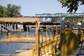 Construction of safe bathing area for swimming in the Seine - Paris RL