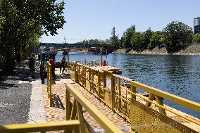Construction of safe bathing area for swimming in the Seine - Paris RL
