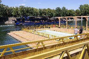 Construction of safe bathing area for swimming in the Seine - Paris RL