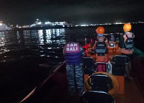Six Dead, Dozens Missing After Ferry Sinks Off Bali - Indonesia