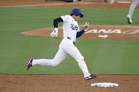 Baseball: White Sox vs. Dodgers