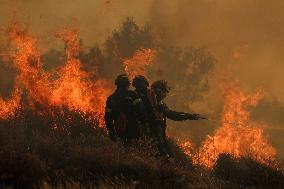 Wildfire on Greek Island of Crete Forces Evacuation of 1,500