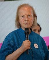 Press Conference for the World Day of the Forgotten of the Holidays - Paris
