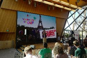 Press Conference for the World Day of the Forgotten of the Holidays - Paris