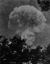 Mushroom cloud (A few minutes after detonation)