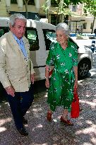 Jose Luis Martínez-Almeida leaves the Virgen del Rocío Hospital - Madrid