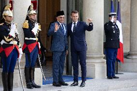 Emmanuel Macron Welcomes Malaysian Prime Minister - Paris RL