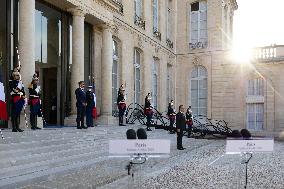 Emmanuel Macron Welcomes Malaysian Prime Minister - Paris RL