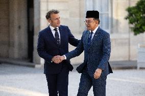 Emmanuel Macron Welcomes Malaysian Prime Minister - Paris RL