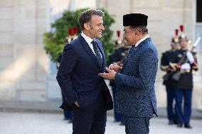 Emmanuel Macron Welcomes Malaysian Prime Minister - Paris RL