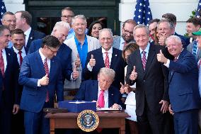 Donald Trump signs "Big Beautiful Bill" - Washington