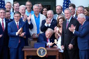Donald Trump signs "Big Beautiful Bill" - Washington