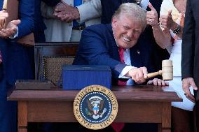 Donald Trump signs "Big Beautiful Bill" - Washington