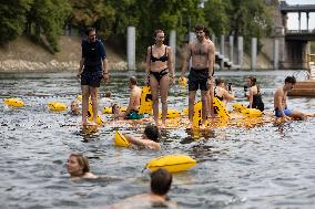 Opening day of the Grenelle Seine bathing site - Paris RL