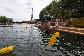 Opening day of the Grenelle Seine bathing site - Paris RL