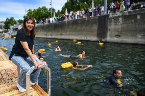 Opening Day Of The Grenelle Seine Bathing Site - Paris