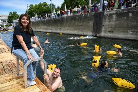 Opening Day Of The Grenelle Seine Bathing Site - Paris