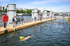 Opening Day Of The Grenelle Seine Bathing Site - Paris