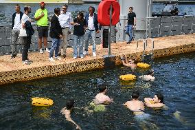 Opening Day Of The Grenelle Seine Bathing Site - Paris