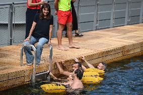 Opening Day Of The Grenelle Seine Bathing Site - Paris