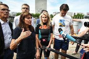 Opening Day Of The Grenelle Seine Bathing Site - Paris