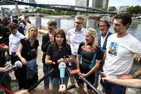 Opening Day Of The Grenelle Seine Bathing Site - Paris
