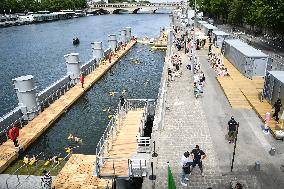 Opening Day Of The Grenelle Seine Bathing Site - Paris