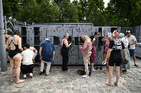 Opening Day Of The Grenelle Seine Bathing Site - Paris
