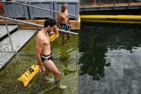 Opening Day Of The Grenelle Seine Bathing Site - Paris