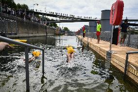 Opening Day Of The Grenelle Seine Bathing Site - Paris