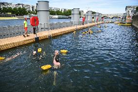 Opening Day Of The Grenelle Seine Bathing Site - Paris