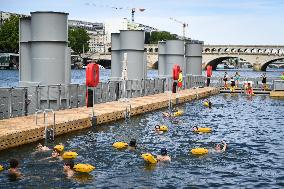Opening Day Of The Grenelle Seine Bathing Site - Paris
