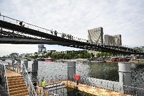 Opening Day Of The Grenelle Seine Bathing Site - Paris