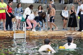 Opening day of the Pont Marie Seine bathing site - Paris RL