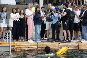 Opening day of the Pont Marie Seine bathing site - Paris RL