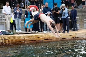 Opening day of the Pont Marie Seine bathing site - Paris RL