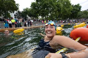 Opening day of the Pont Marie Seine bathing site - Paris RL