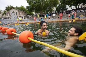 Opening day of the Pont Marie Seine bathing site - Paris RL