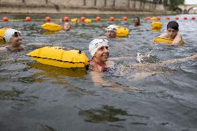Opening day of the Pont Marie Seine bathing site - Paris RL