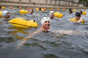 Opening day of the Pont Marie Seine bathing site - Paris RL
