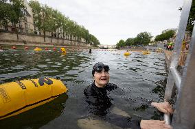 Opening day of the Pont Marie Seine bathing site - Paris RL