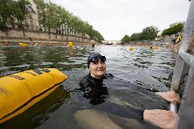 Opening day of the Pont Marie Seine bathing site - Paris RL