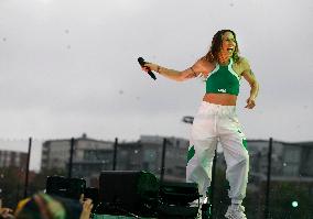 MELANIE C