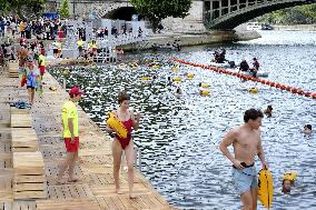 Public swimming in River Seine