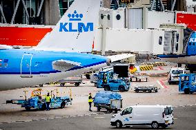 KLM Ground Staff Are Not Allowed To Strike - Netherlands