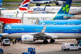 KLM Ground Staff Are Not Allowed To Strike - Netherlands