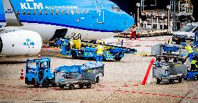 KLM Ground Staff Are Not Allowed To Strike - Netherlands