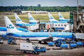 KLM Ground Staff Are Not Allowed To Strike - Netherlands